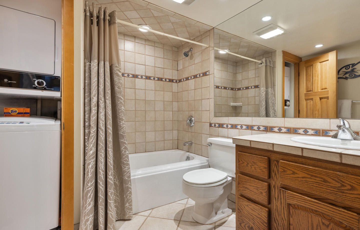 Primary Bathroom with Laundry