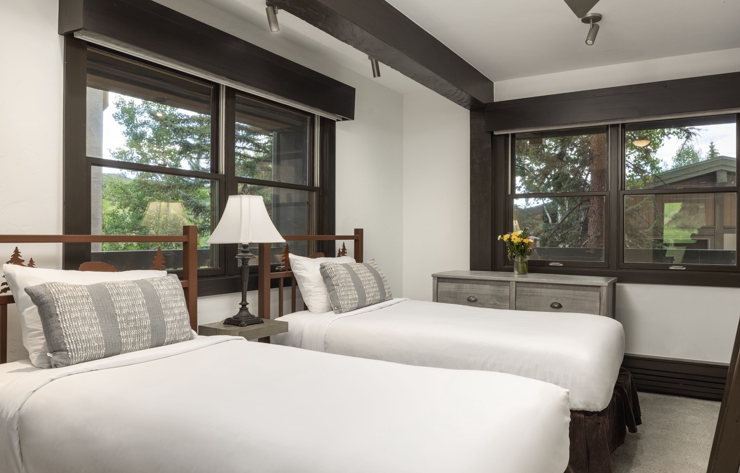 Bedroom with Two Twin Beds
