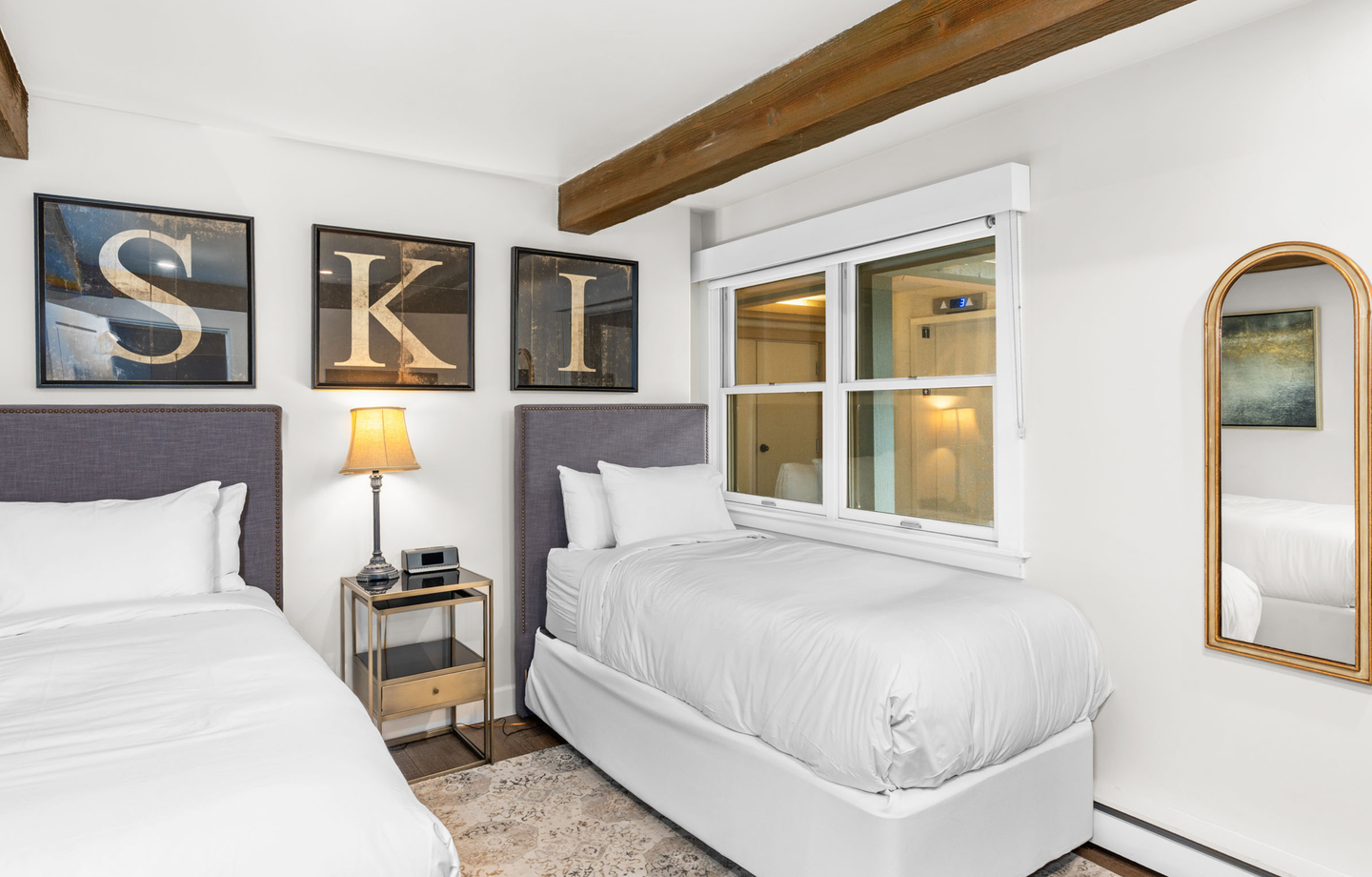 Bedroom with Two Twins