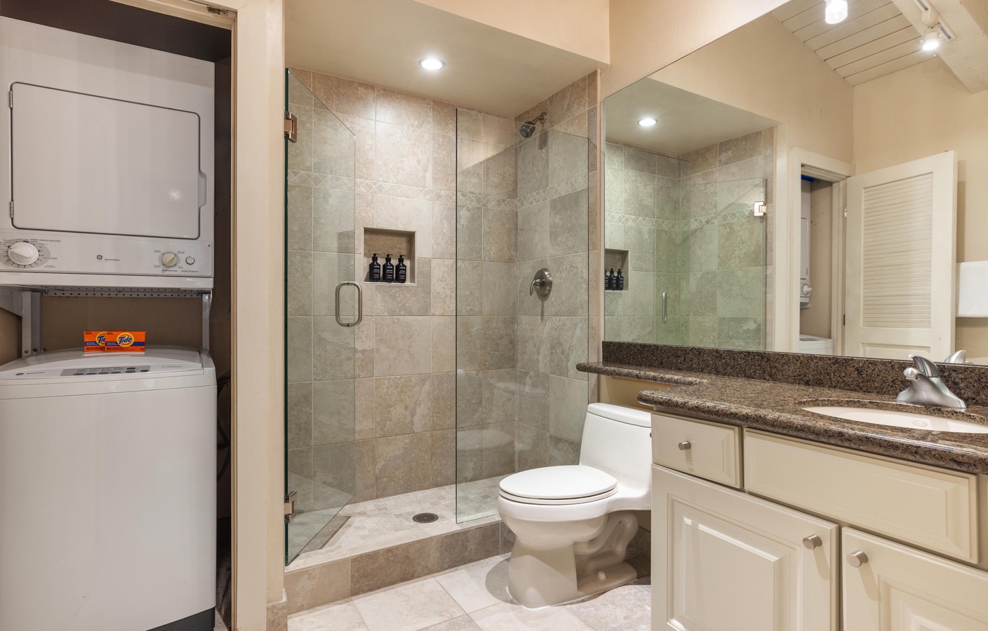 Primary Bathroom with Laundry