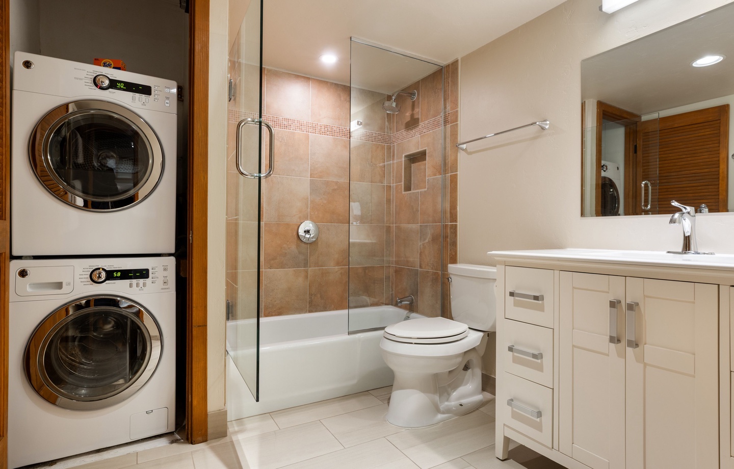 Primary Bathroom with Laundry