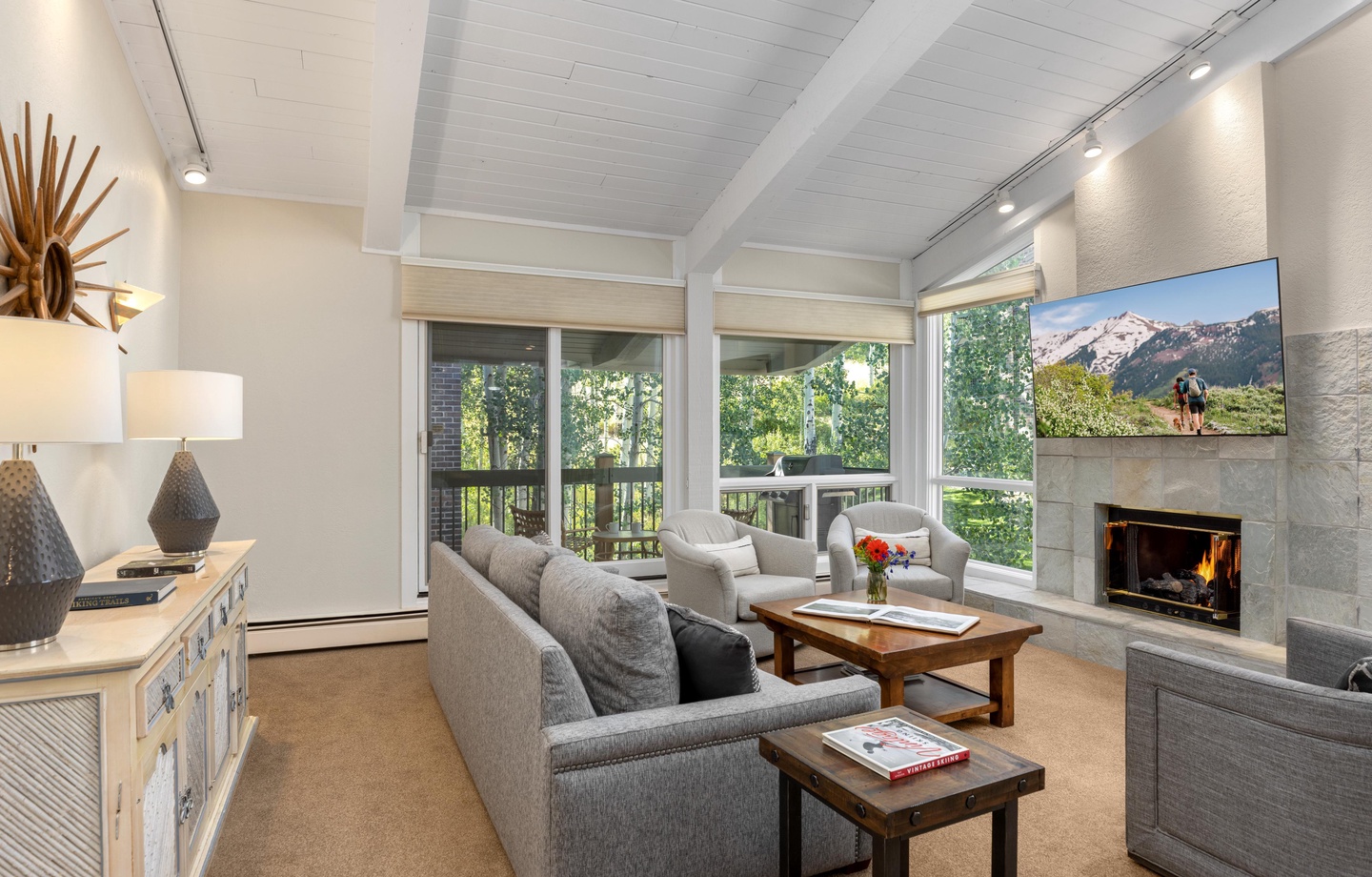 Top of the Village - Leaf 803