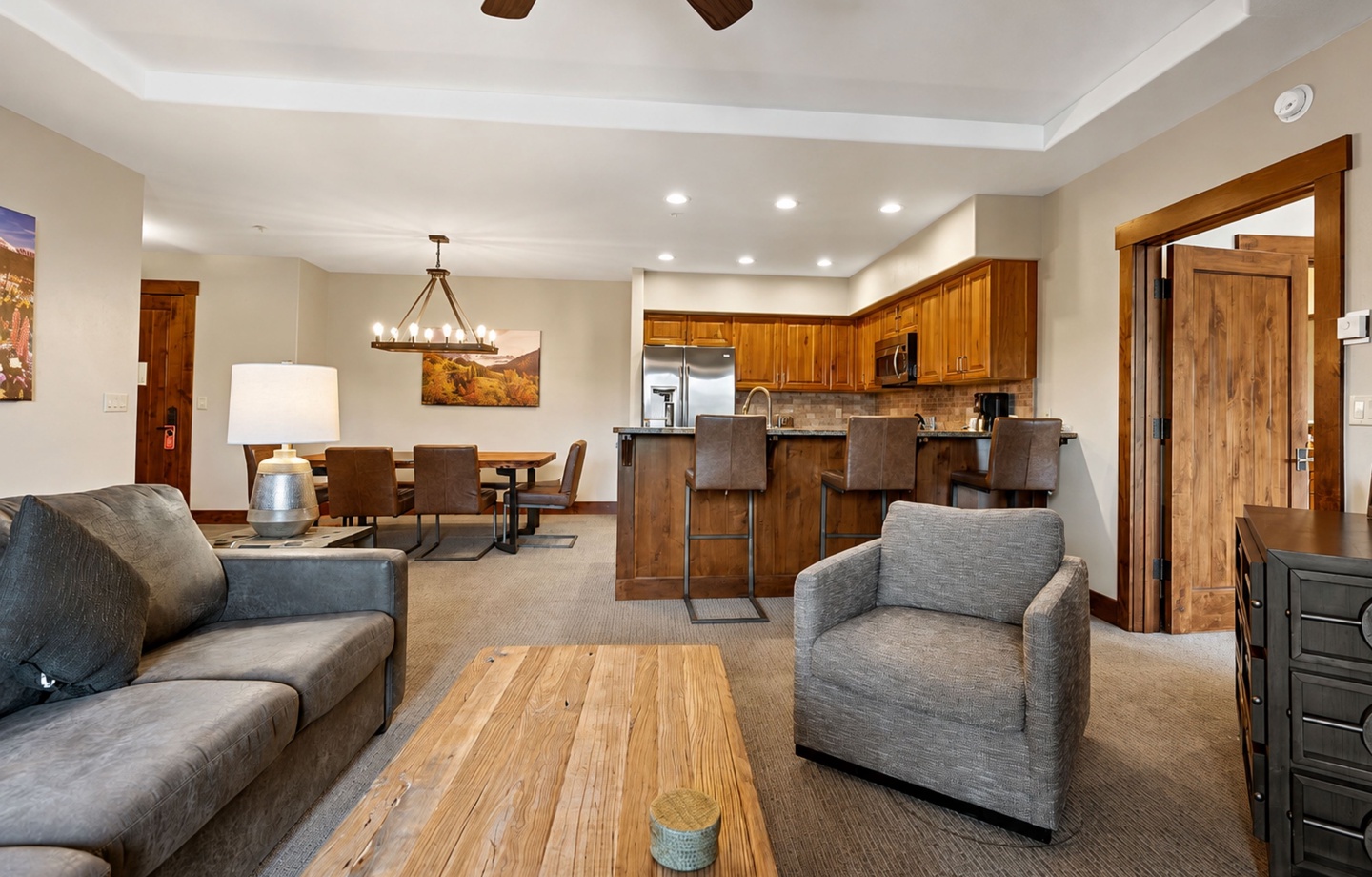 Crystal Peak Lodge 7204 | Photo 1