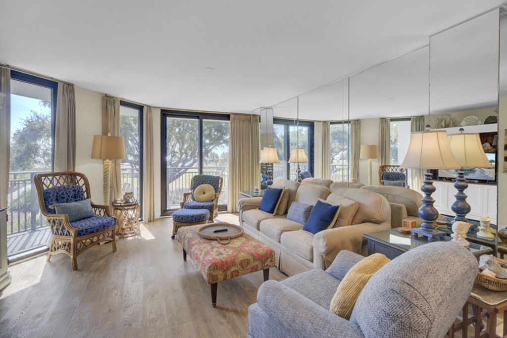 Shipwatch 104A by Wild Dunes, Oceanfront