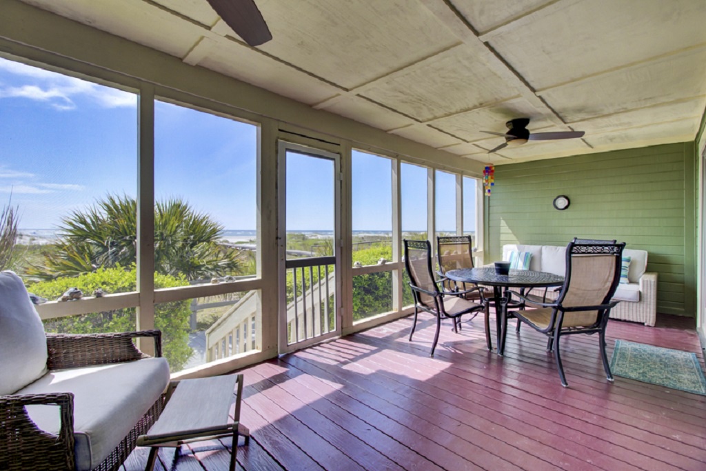 Screened in Porch
