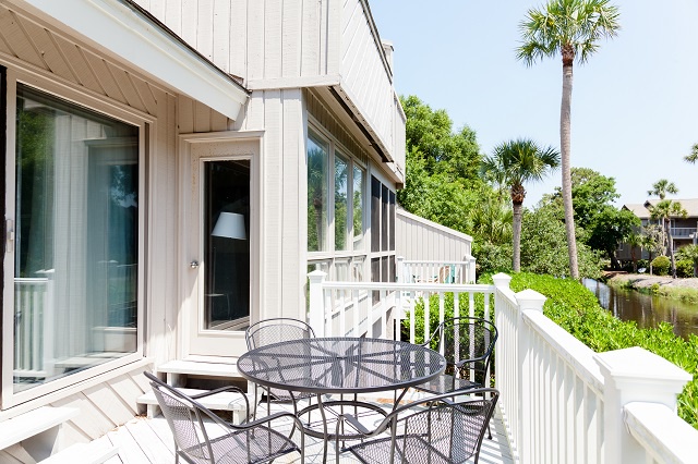 Racquet Club 10 by Wild Dunes