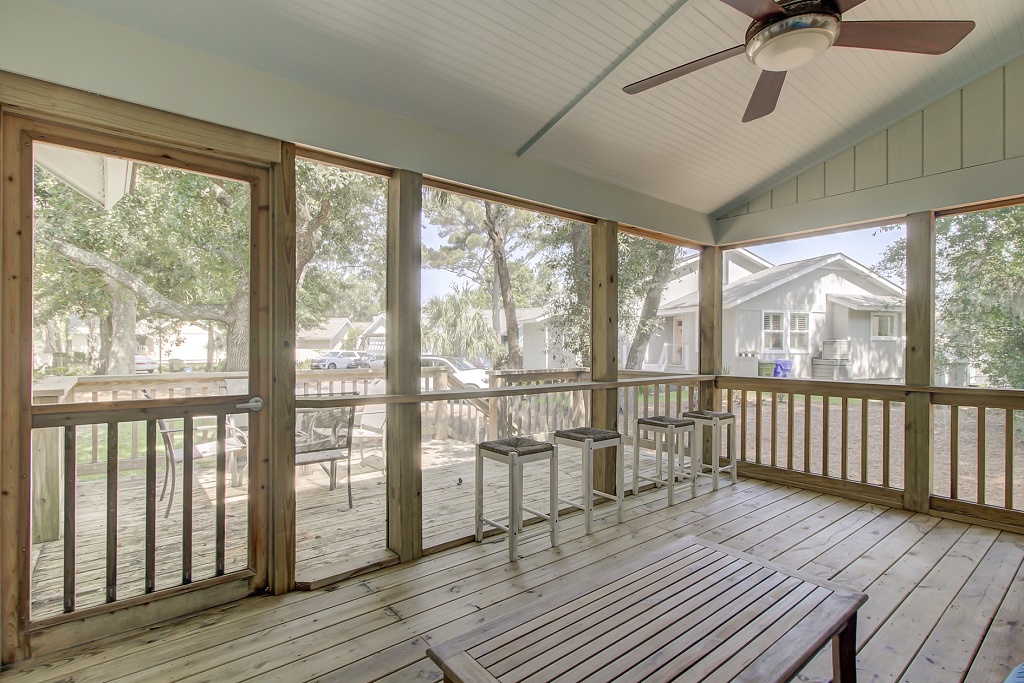 Screened in Porch