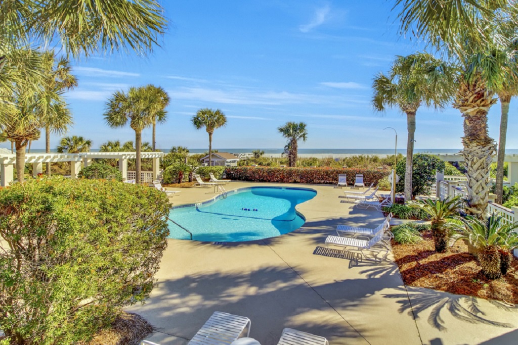 Oceanfront Complex Pool