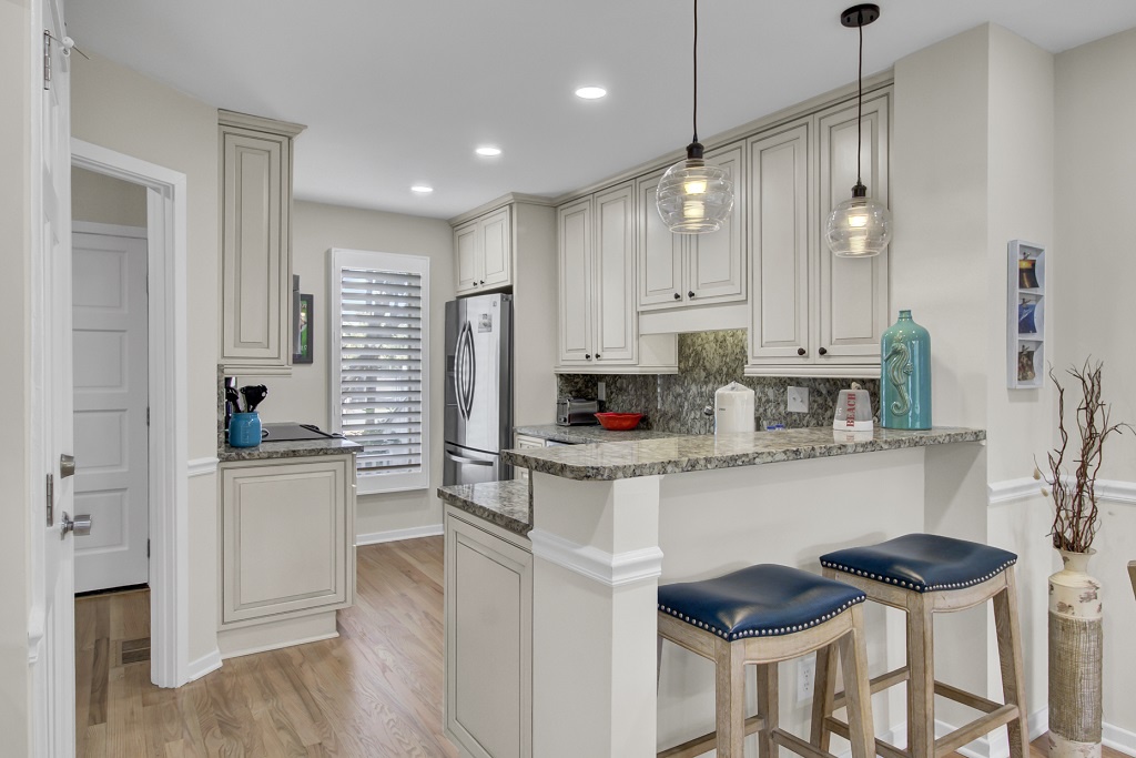 Racquet Club 6 by Wild Dunes