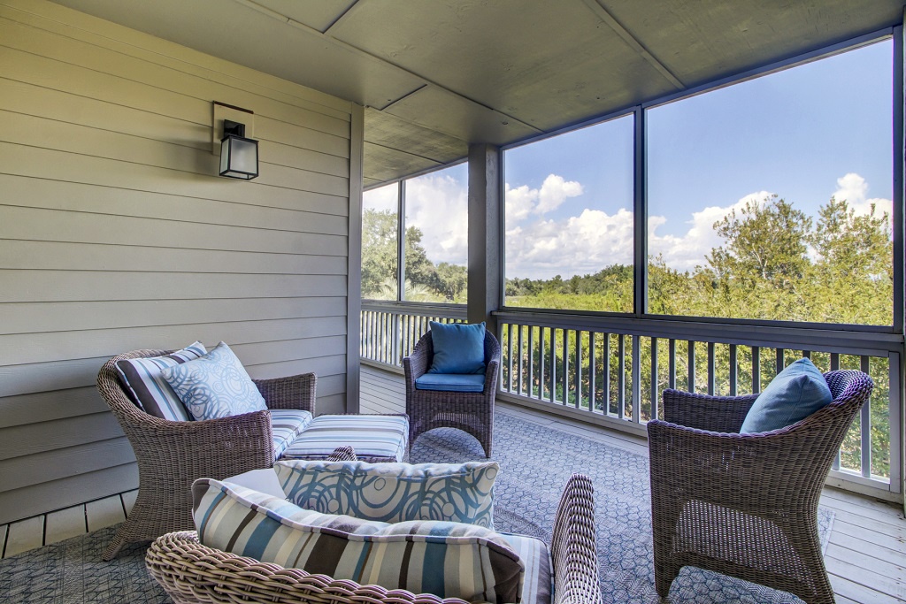 Master Bedroom Screened Porch