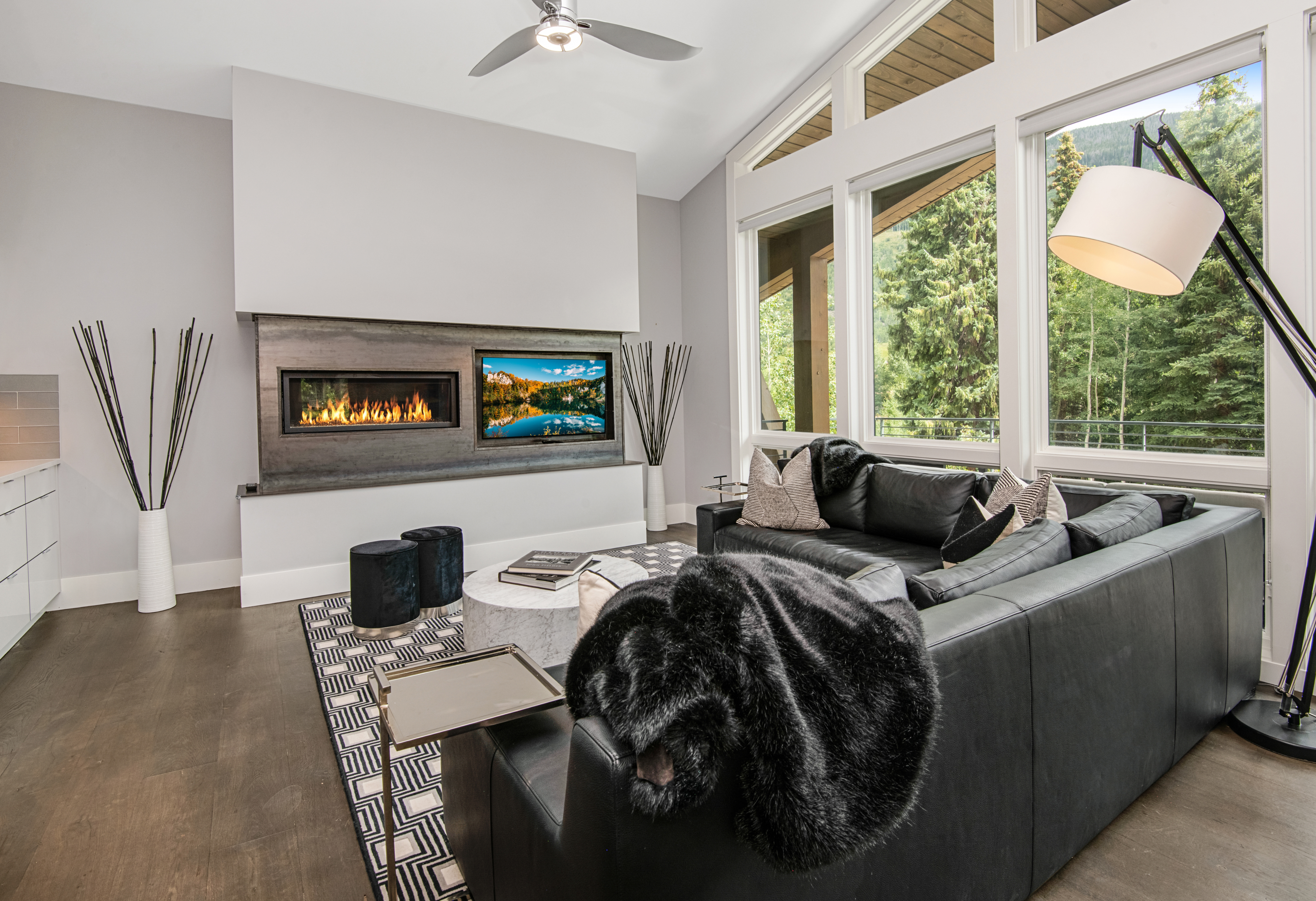 Living Room w/ Fireplace