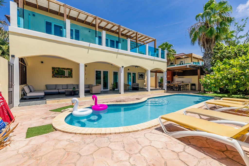 Exclusive 6BR Aruba Villa with Pool
