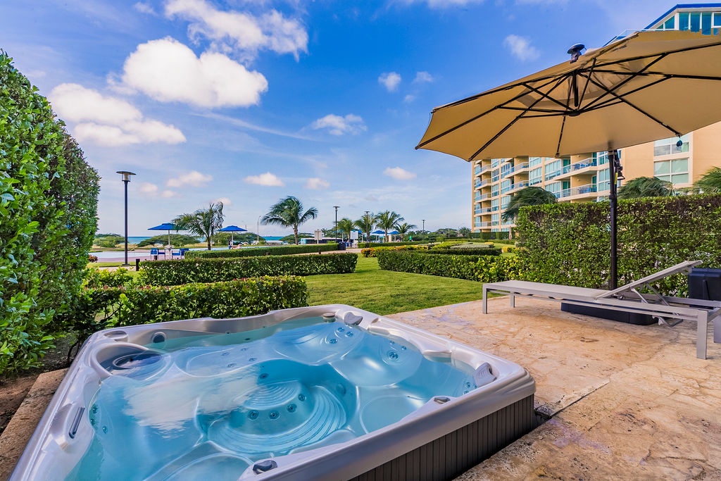 2BSGF-Blue123 - Gold Treasure on a ground floor unit.