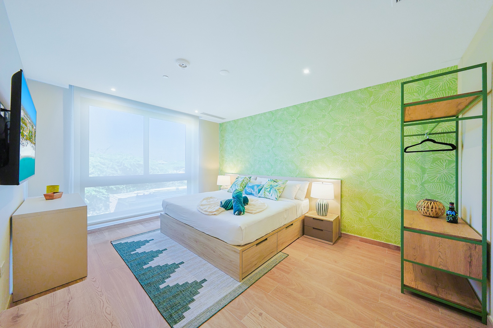 Bonsai 1BR Suite-Mint Infusion 205