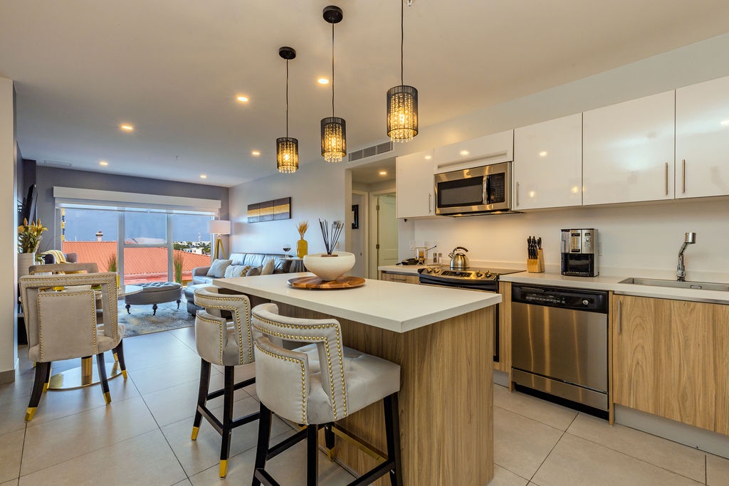 HH-2BStd402- Modern 2BR Contemporary Retreat-Downtown