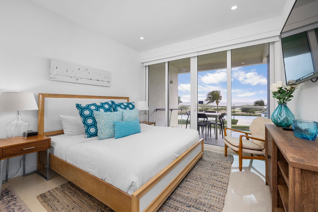 2BSDLX-Blue221 - Vitamin Sea is around the corner, Ocean view condo