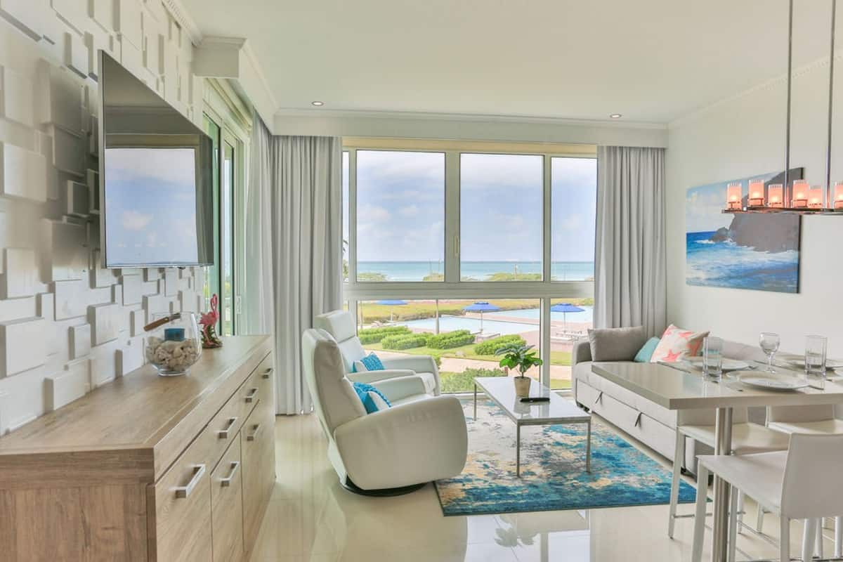 2BS-Blue225 - 2BD Into the Blue with Garden and Ocean View