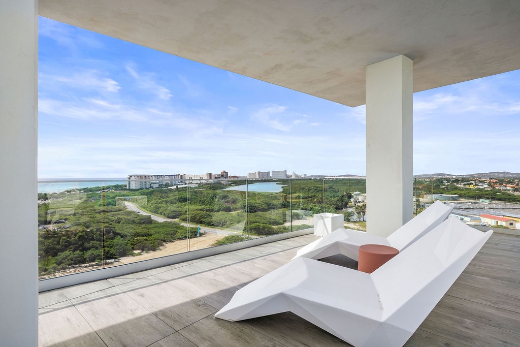 A360.W63 - Luxury 3BR Condo with Rooftop & 360° Views of Aruba