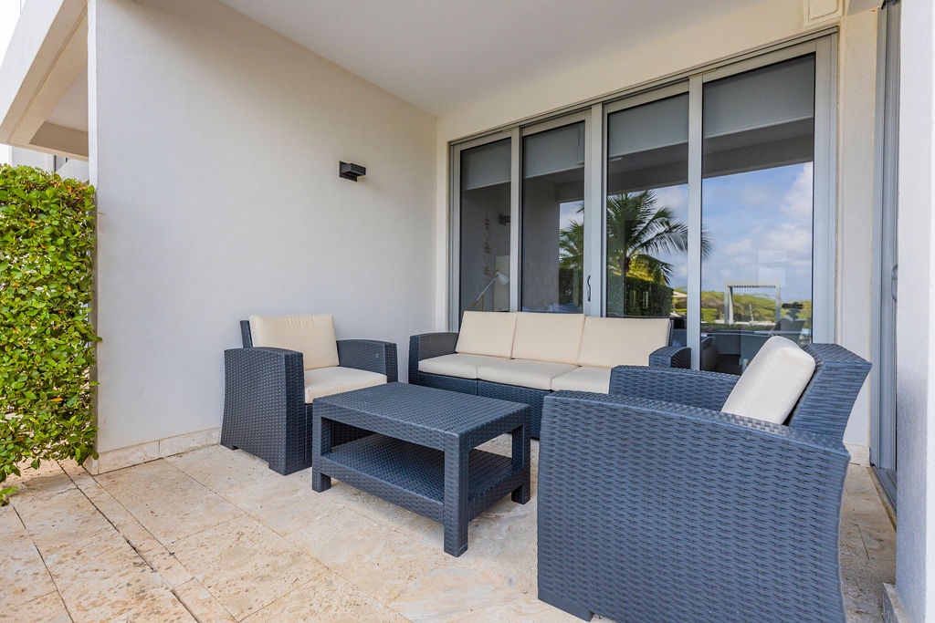 Patio with furniture