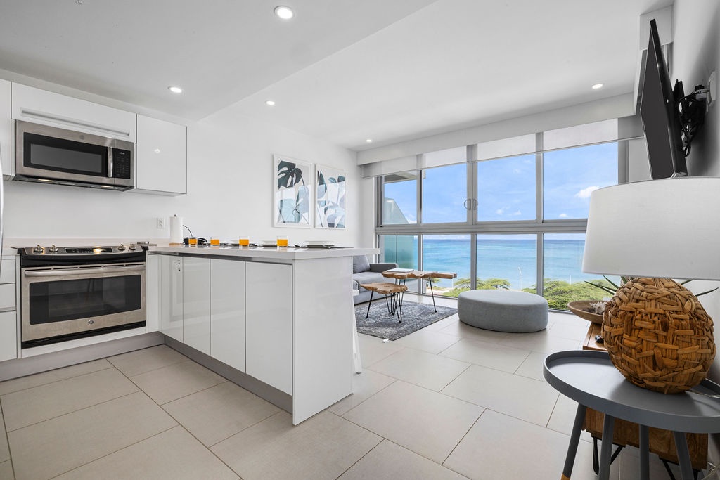 2BS-Azure523 - Peace and Light, Ocean View Condo on the 5th floor