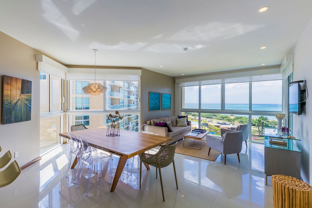 2BSDLX-Blue516 - Beach is calling, wear flip flops!