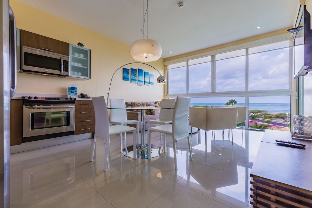 1BS-Blue314 - Condo in a One Happy Island living