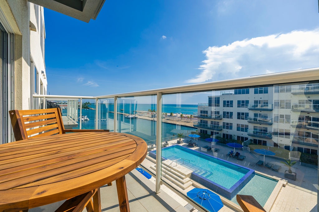 HH-2Bdr513 - Your Perfect Aruban Condo Oceanfront