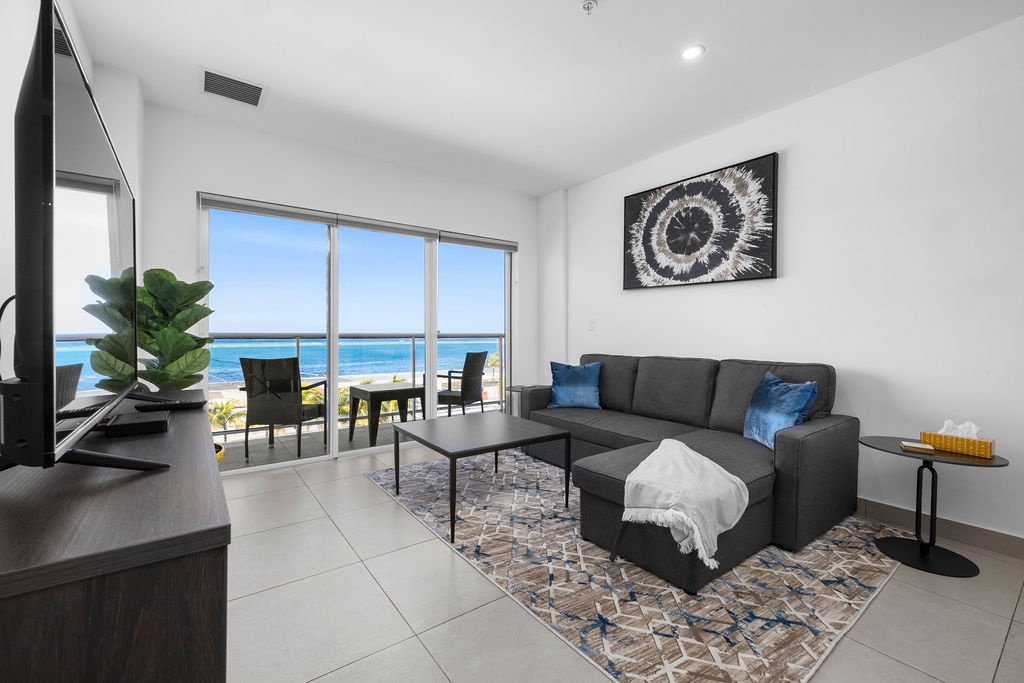 HH-2Bdr303 - Modern Urban Paradise in Aruba