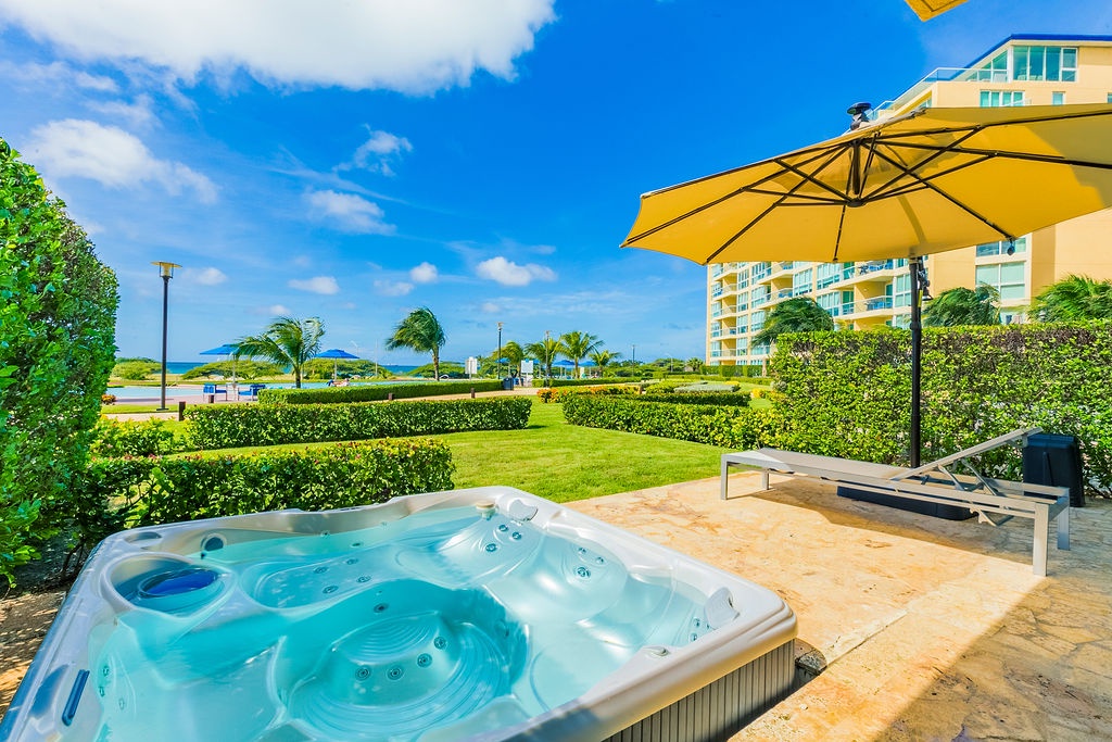 1BSGF-Blue123 - Hidden Treasure on this Ground F unit with Jacuzzi