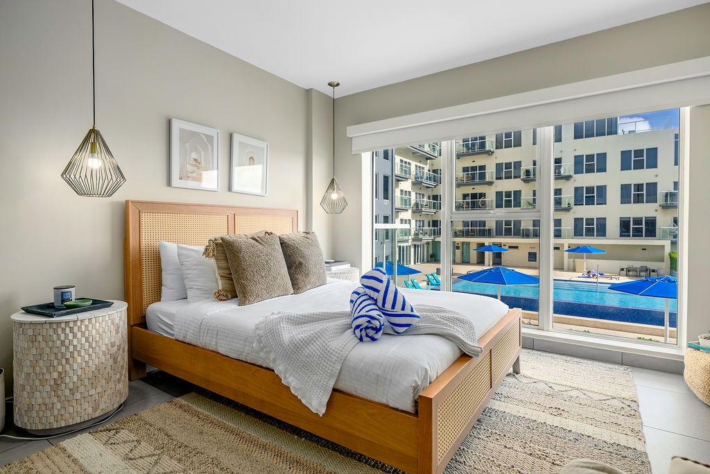 HH-Studio308 - Modern Studio with a View