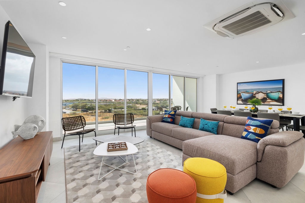 A360.E21 - New Luxury 3-Bedroom Condo at Eagle Beach