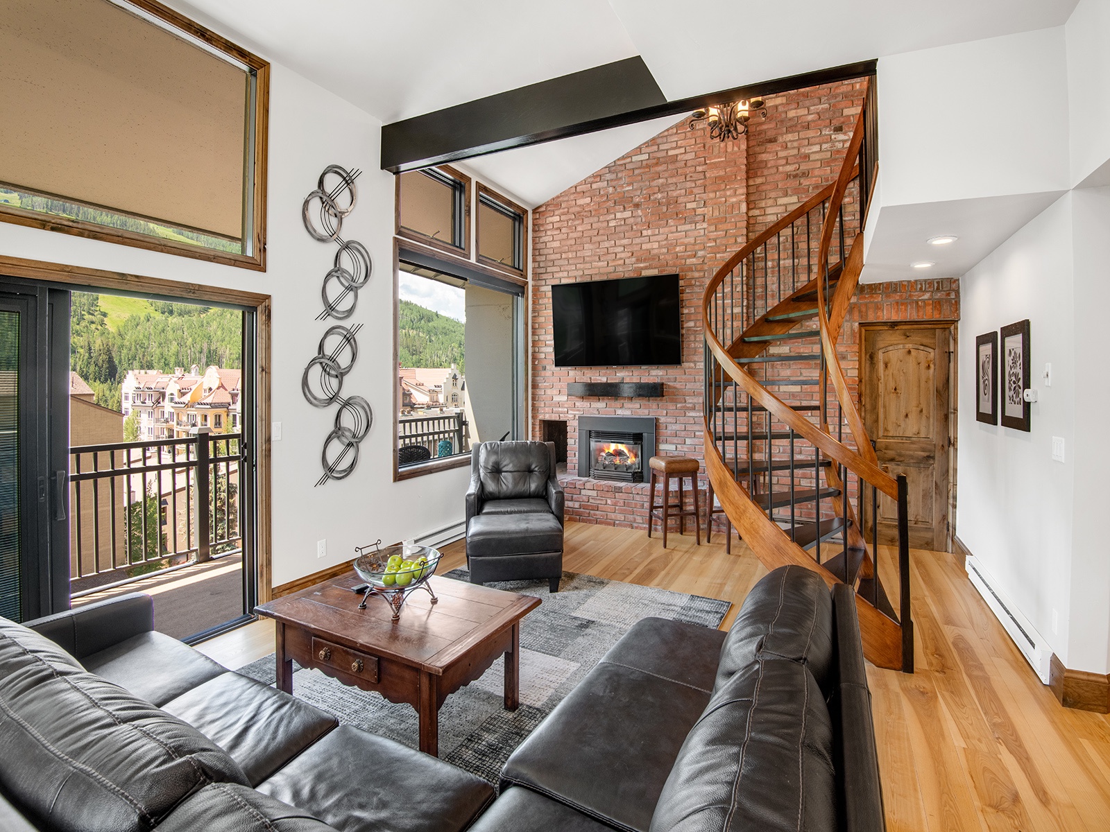 Vantage Point Condo 502