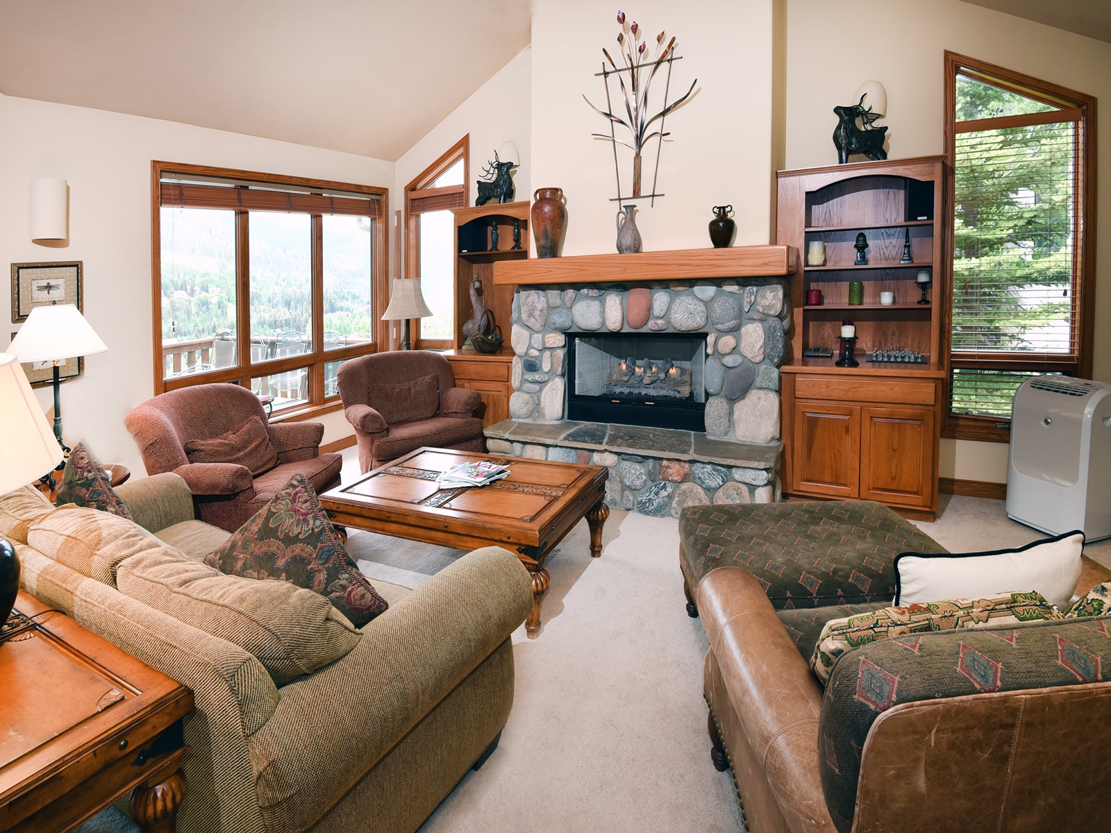 Glacier Court 1844 B