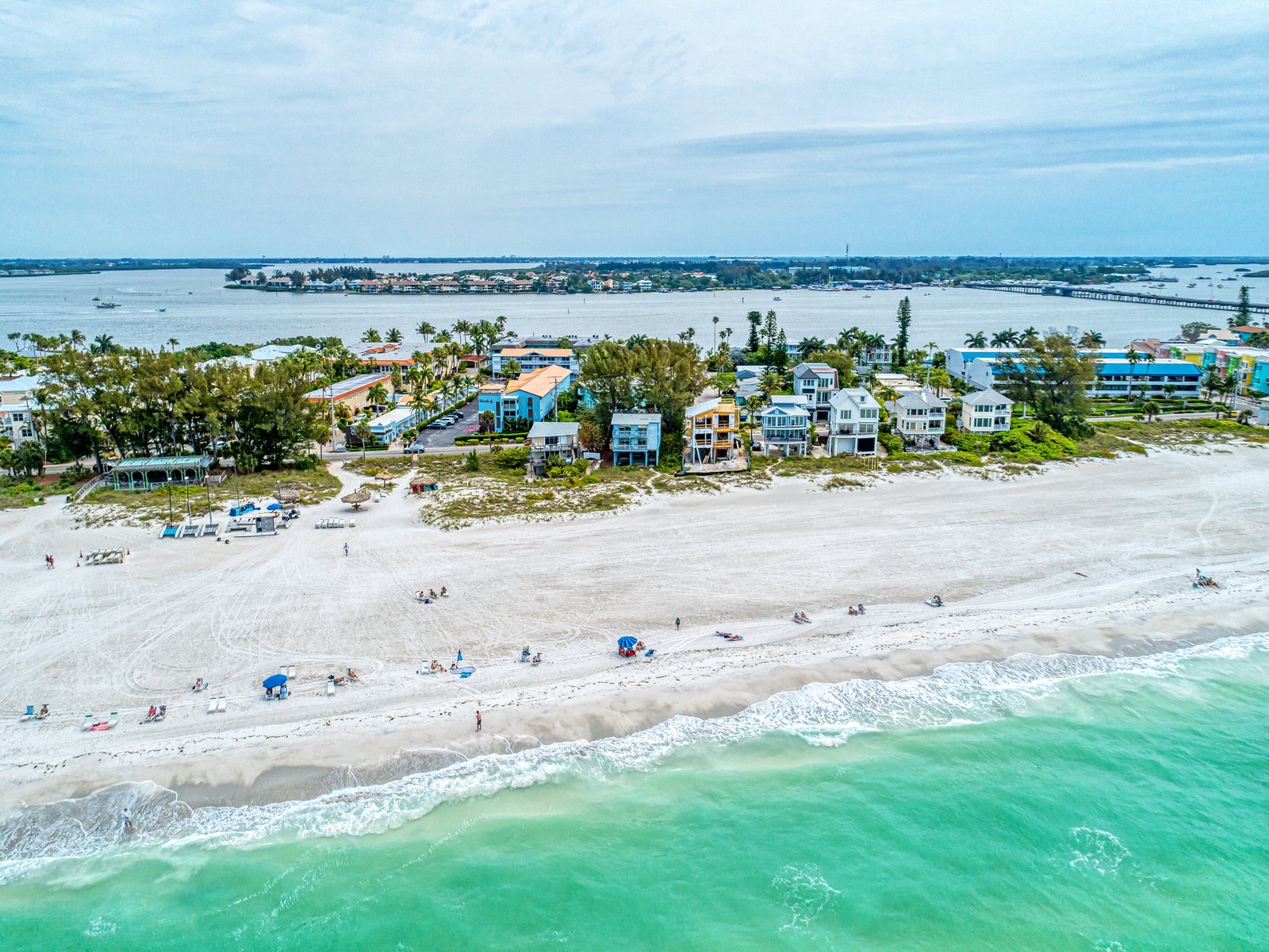 Anna Maria Island Beach Happy-Direct Beach Front-1BR-1BR