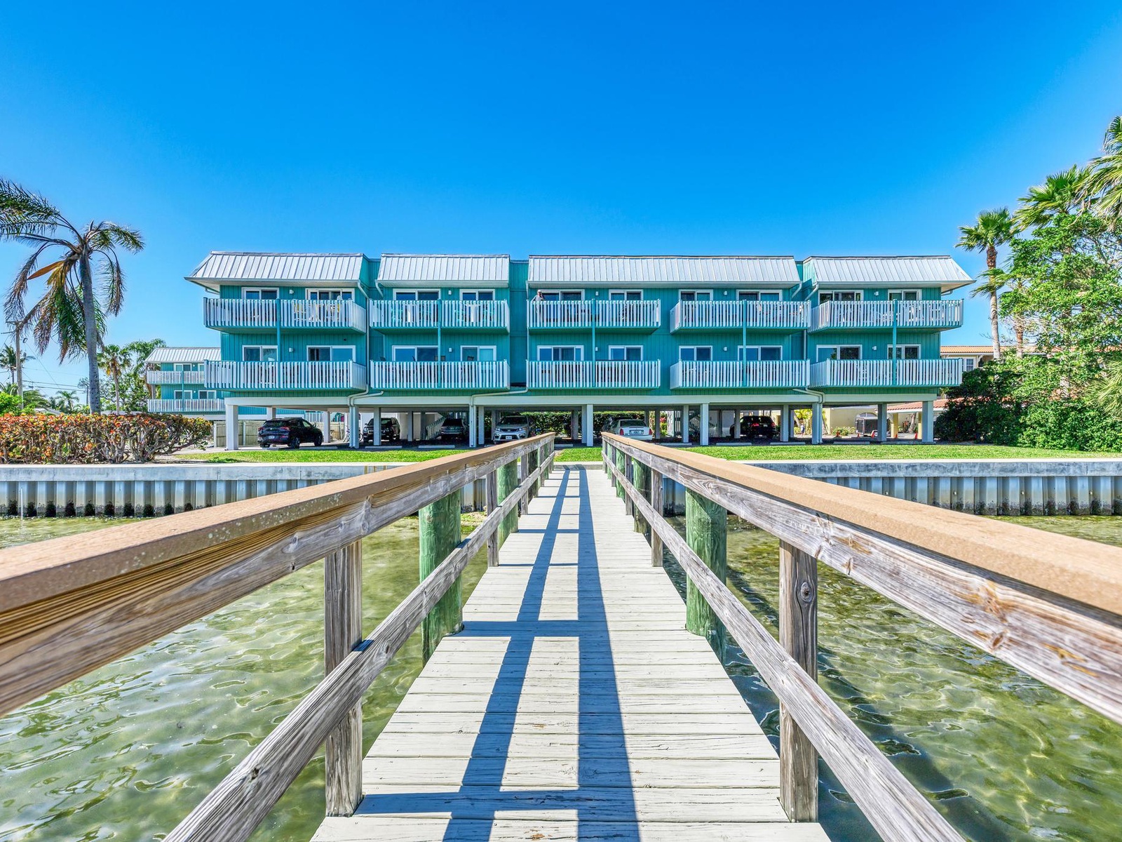 Anna Maria Island Beach Palms 6B