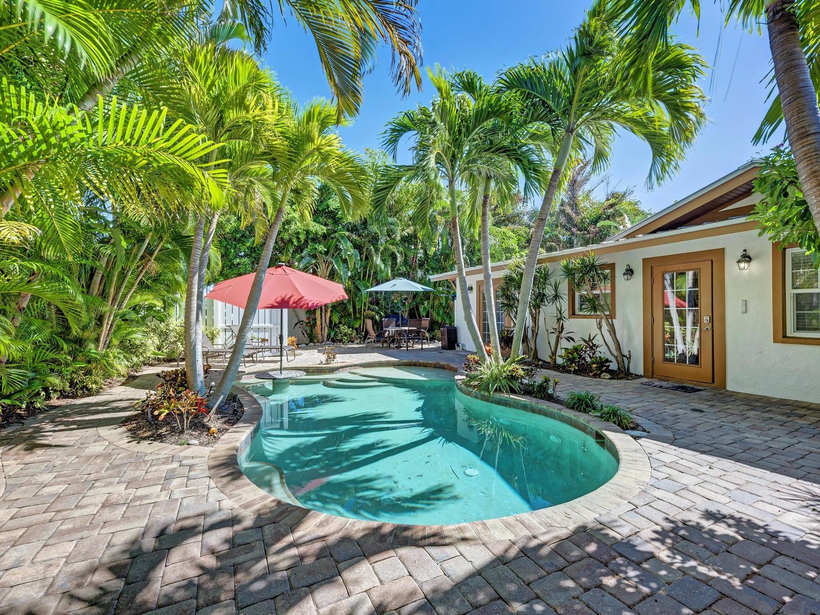 Anna Maria Island Edgewater Bungalow