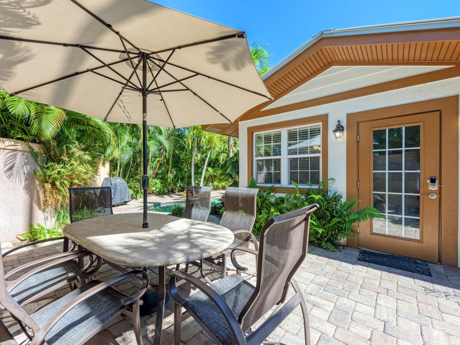 Anna Maria Island Surfside Bungalow