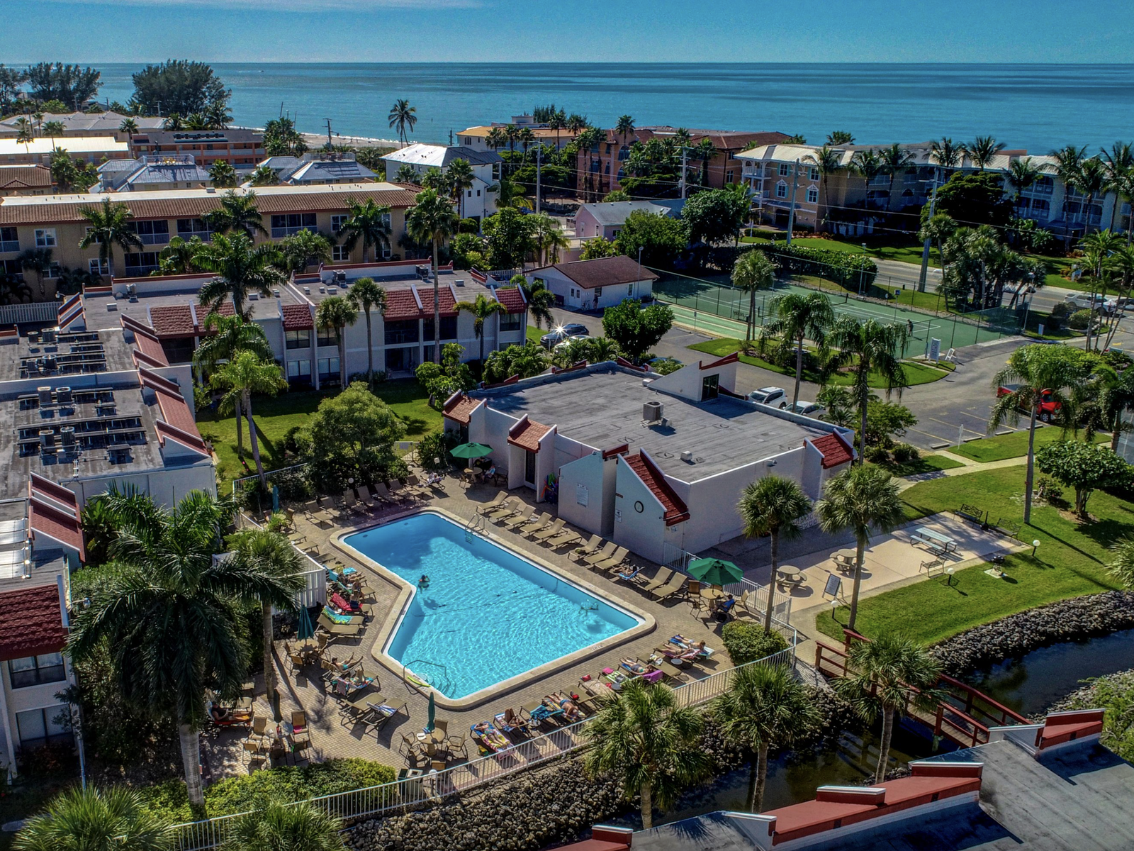 Anna Maria Island Runaway Tropical Dream