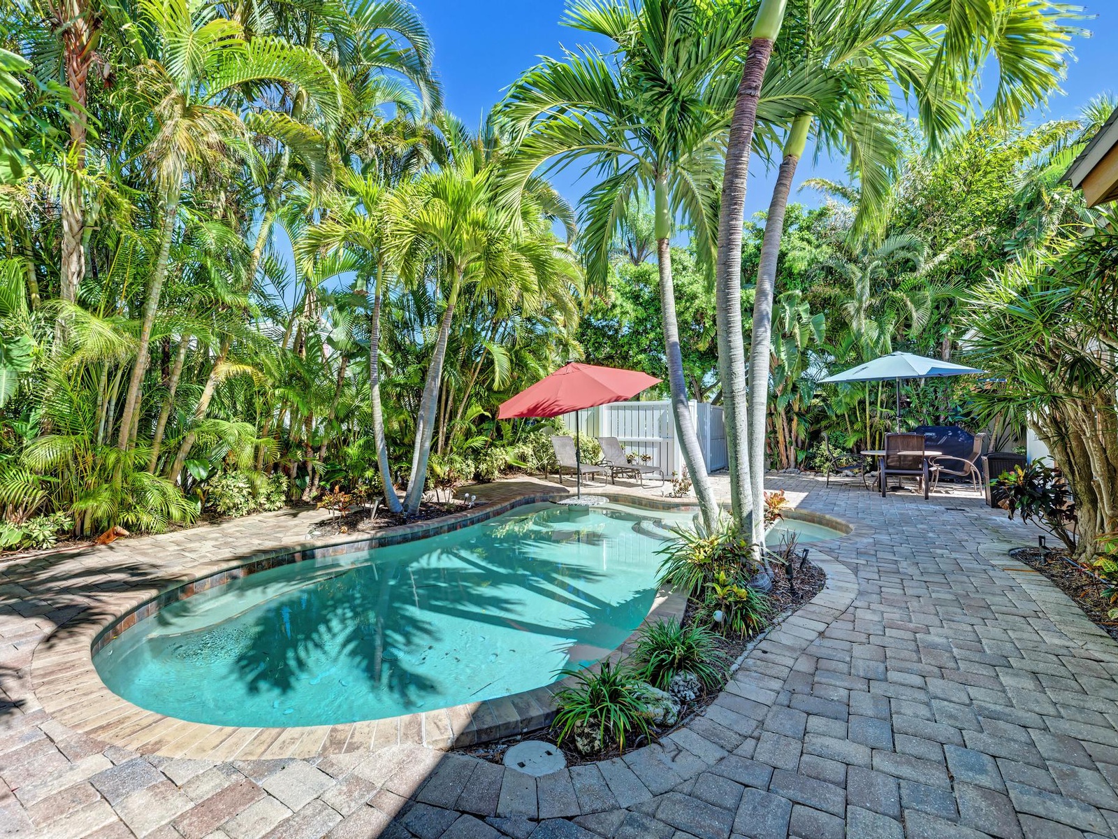 Anna Maria Island Edgewater Bungalow