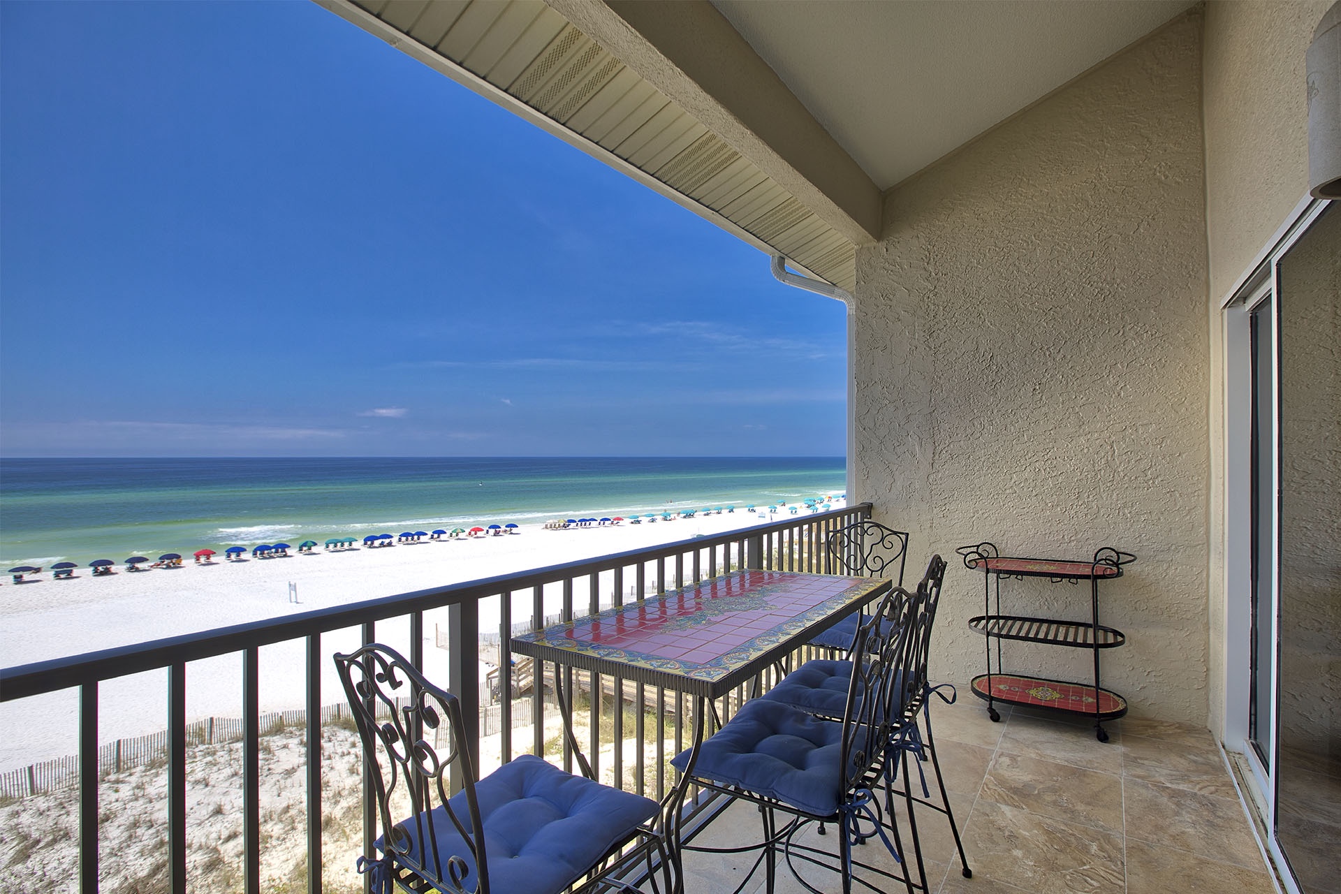 19-Windancer-409-Balcony