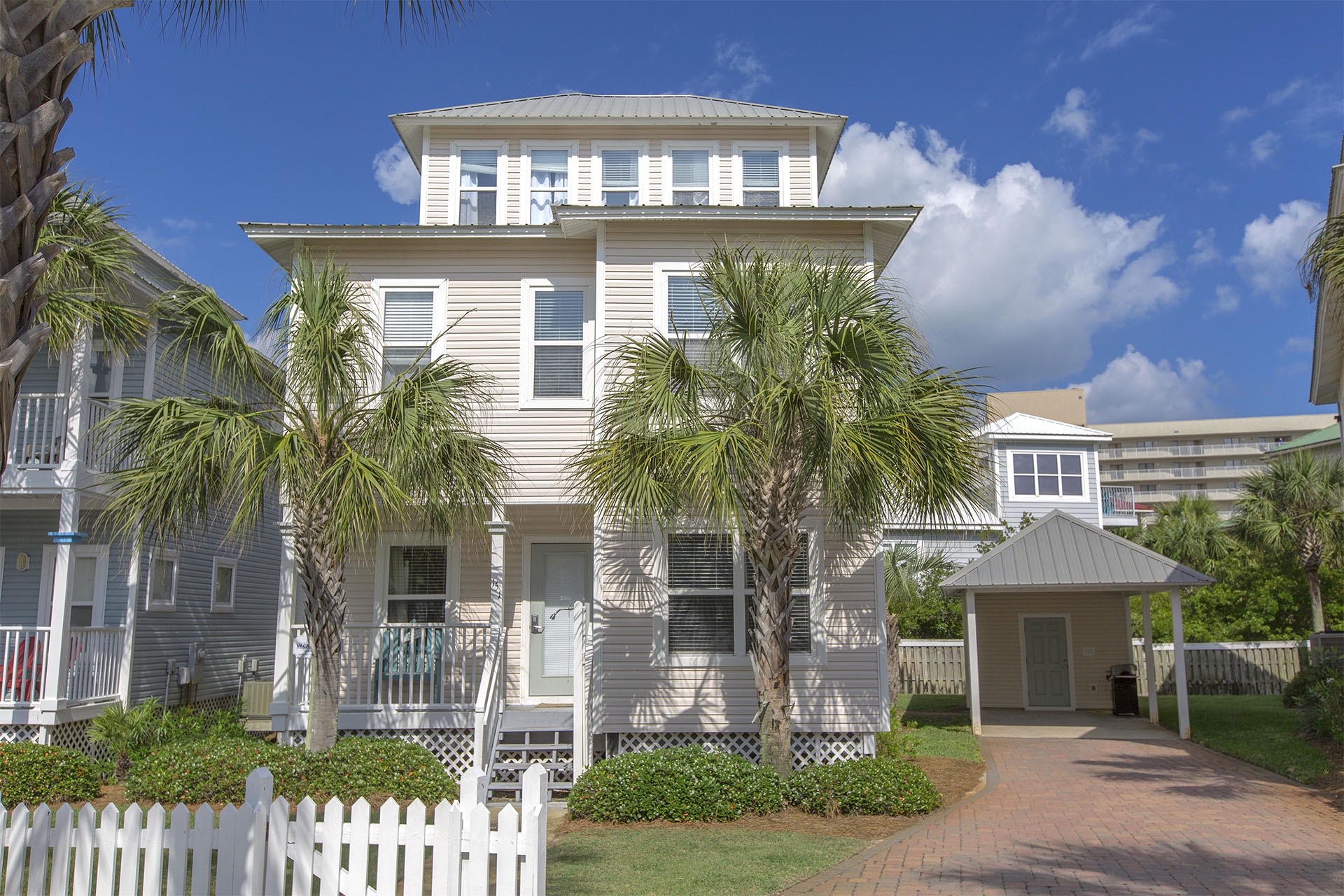 18-Skinny-Dippin-Ext