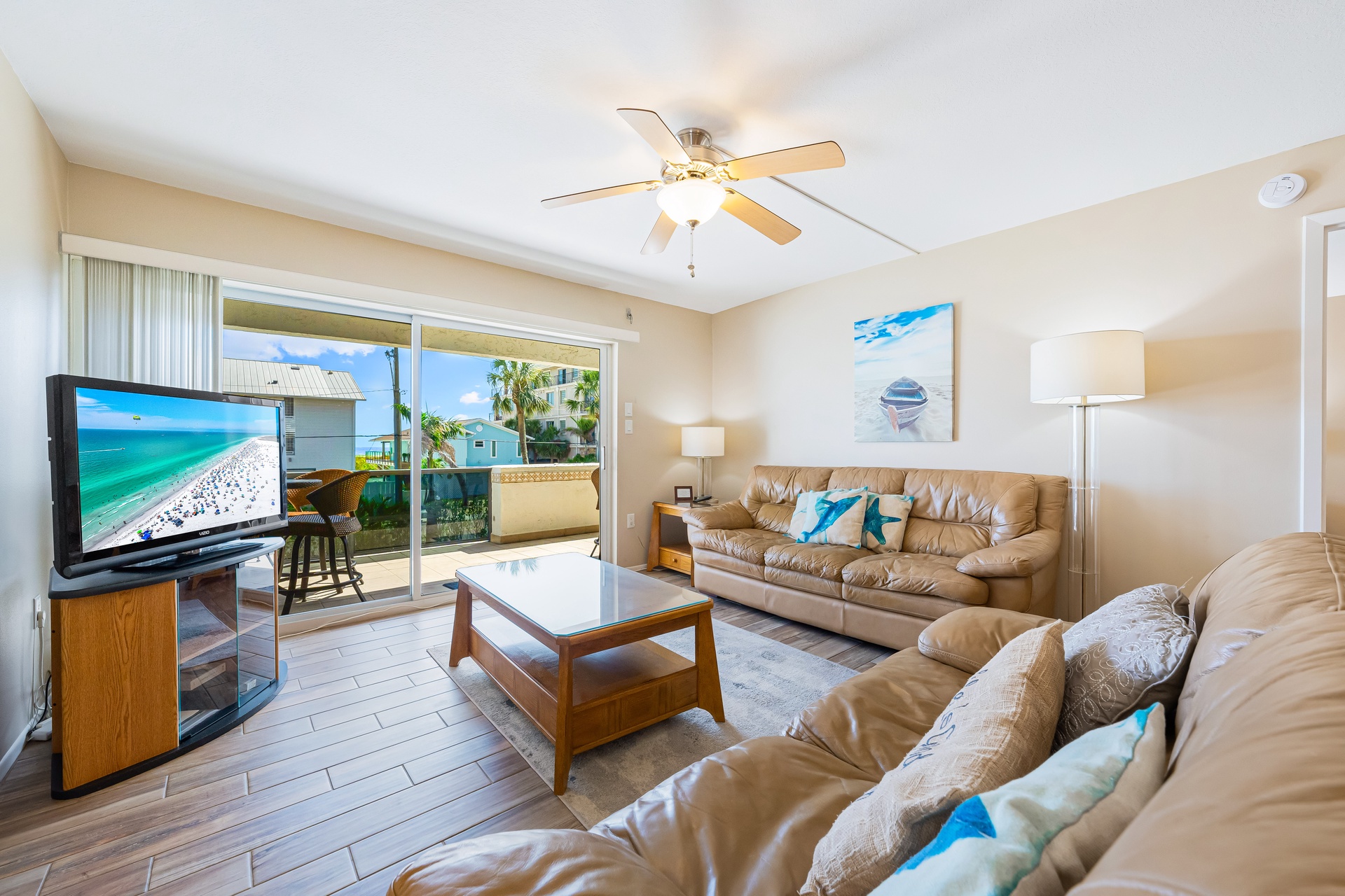 Tivoli by the Sea: 203 | Photo 4