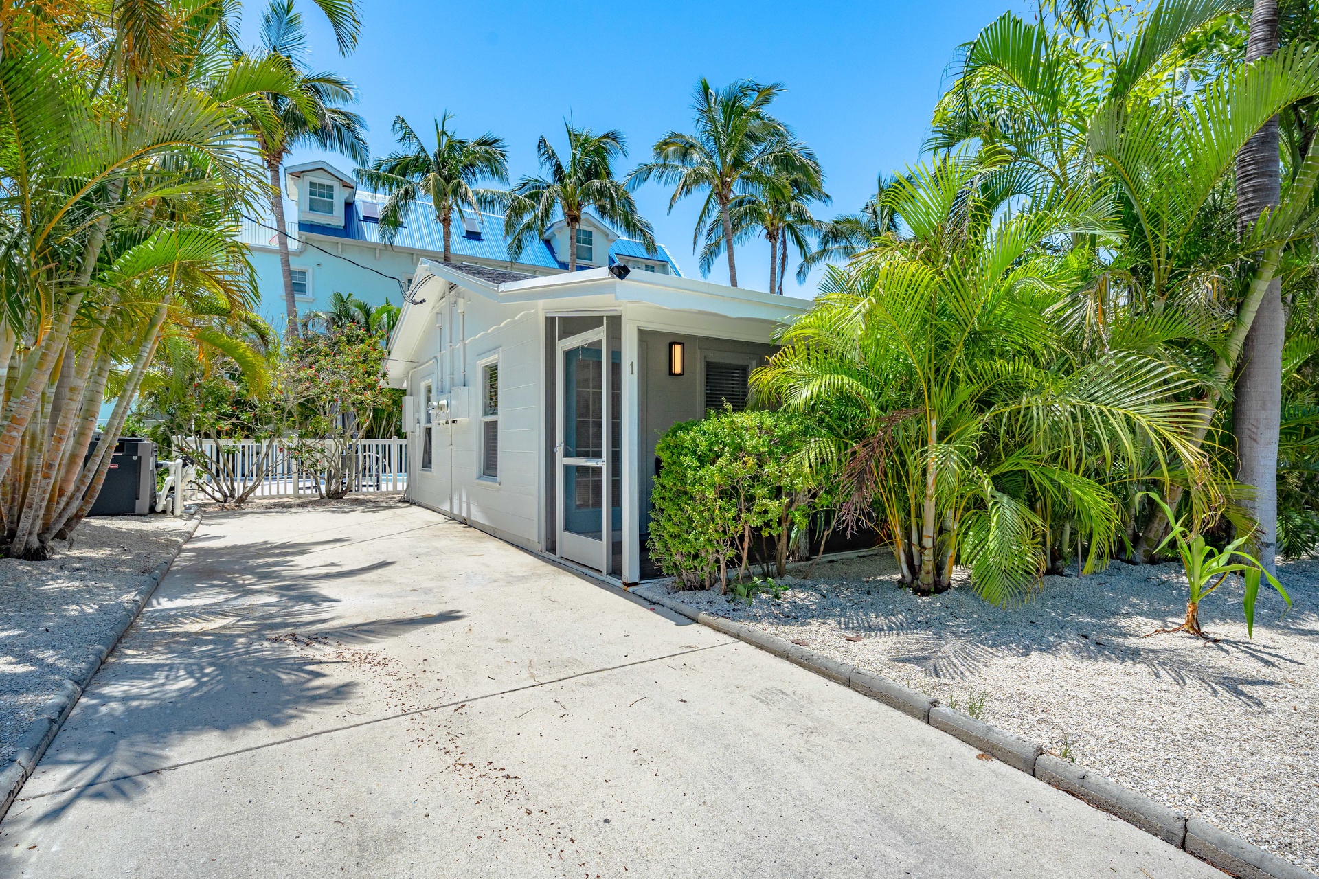 A Charming Beach Cottage - Unit A | Photo 5