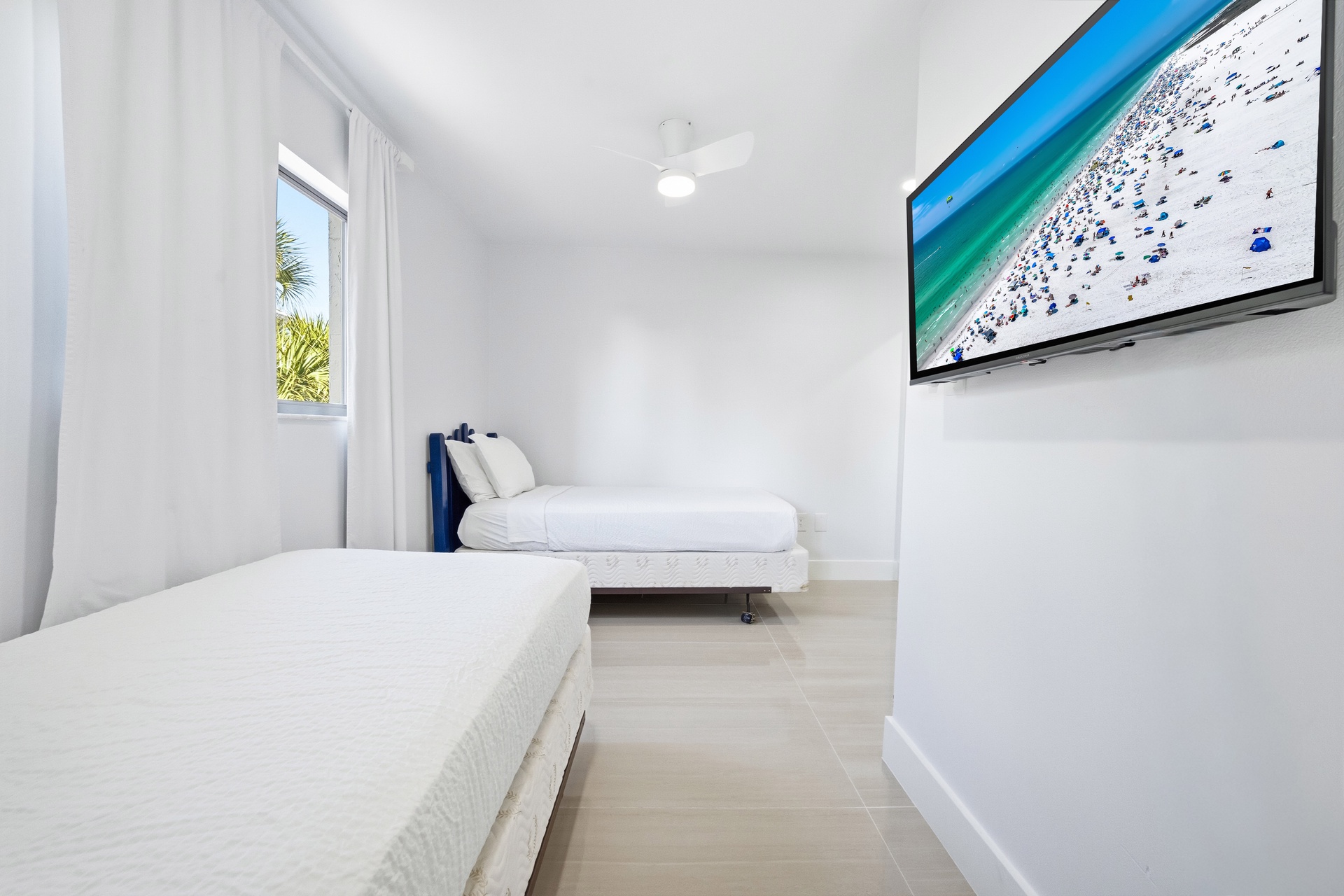 Just Beachy - Unit 4 | Photo 30