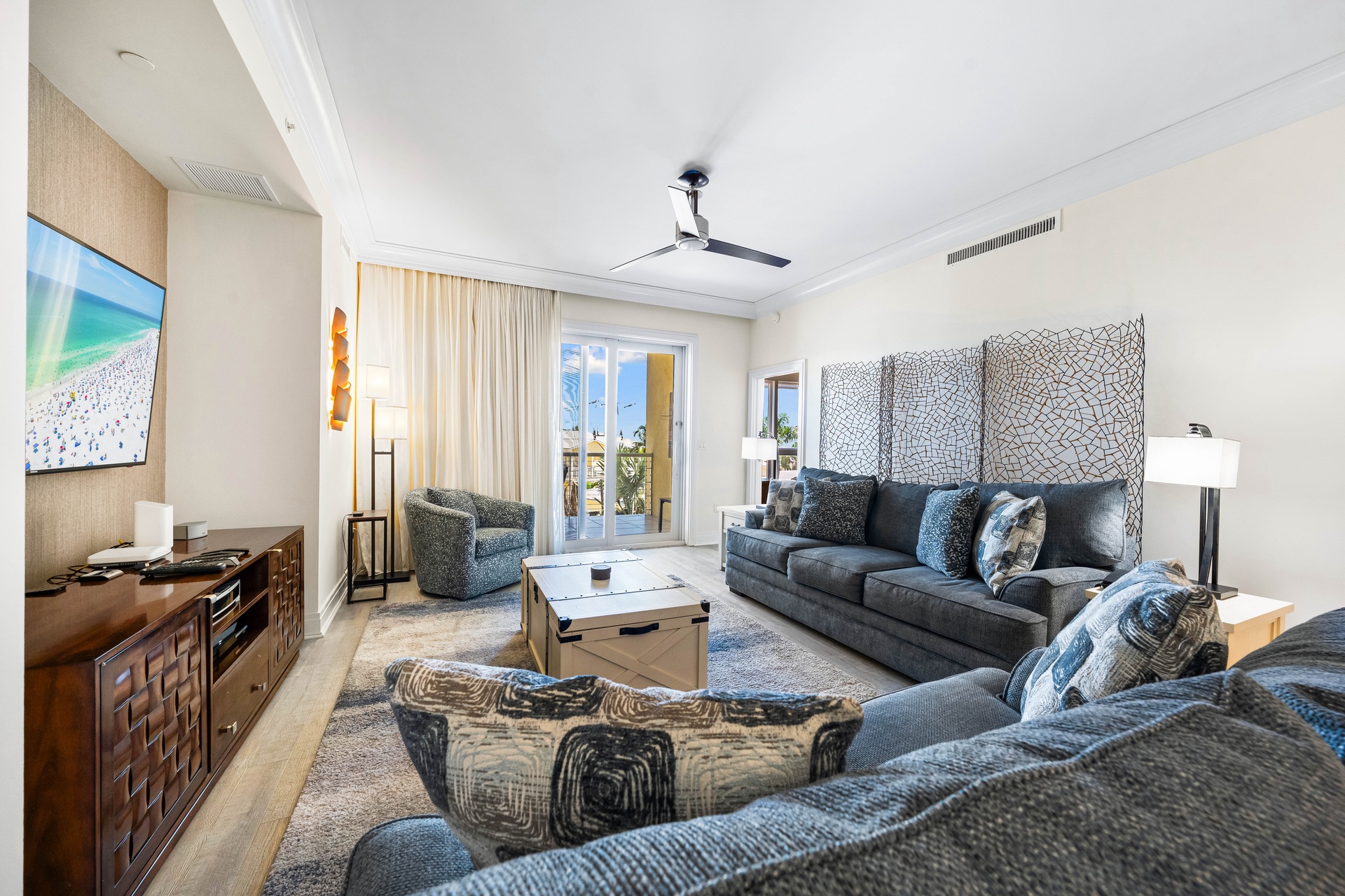 Beach Residence, The Hyatt - 310 | Photo 1