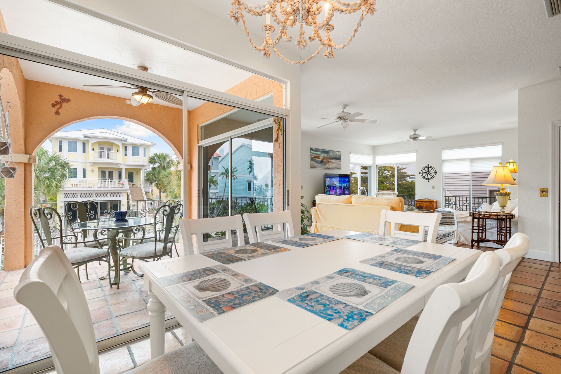 Seahorse Cove | Photo 3