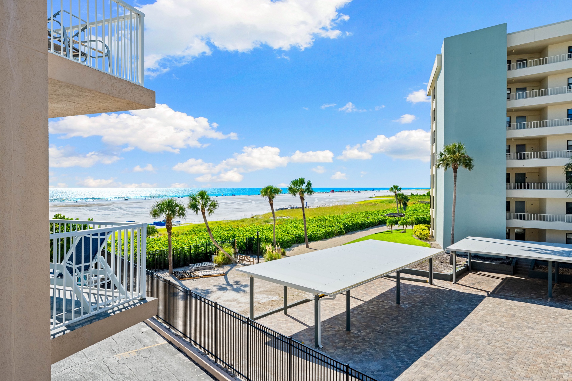 Jamaica Royale Beach View Tower - T32 | Photo 14