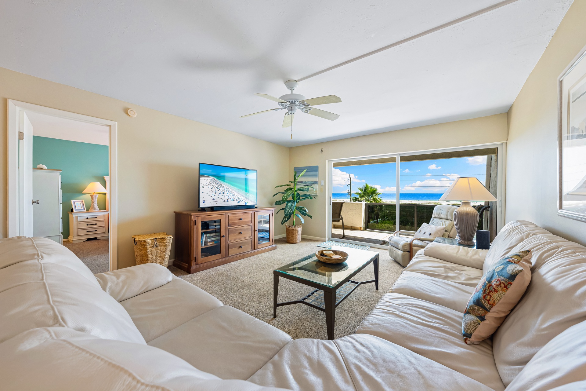 Tivoli by the Sea: 406 | Photo 1