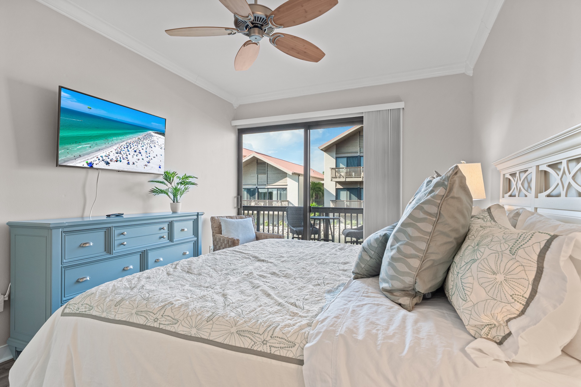 Lake House at the Beach - C127 | Photo 12