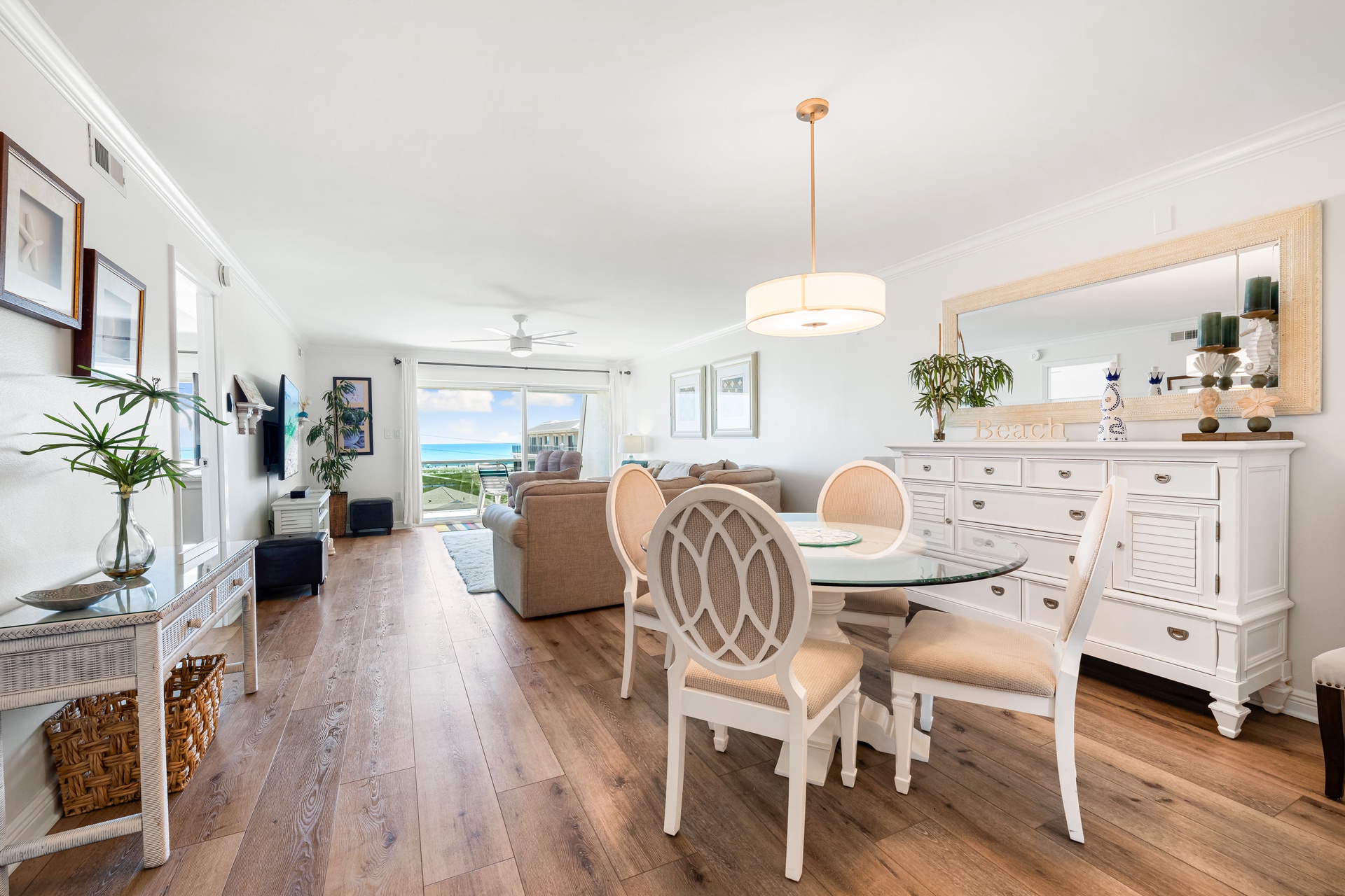 Tivoli by the Sea: 502 | Photo 18